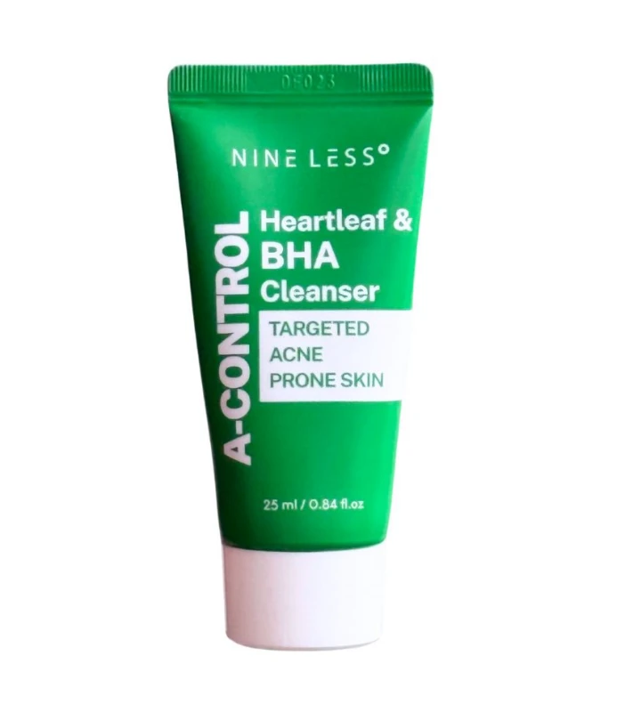 NINELESS  A Control Heartleaf & BHA Cleanser 25ml